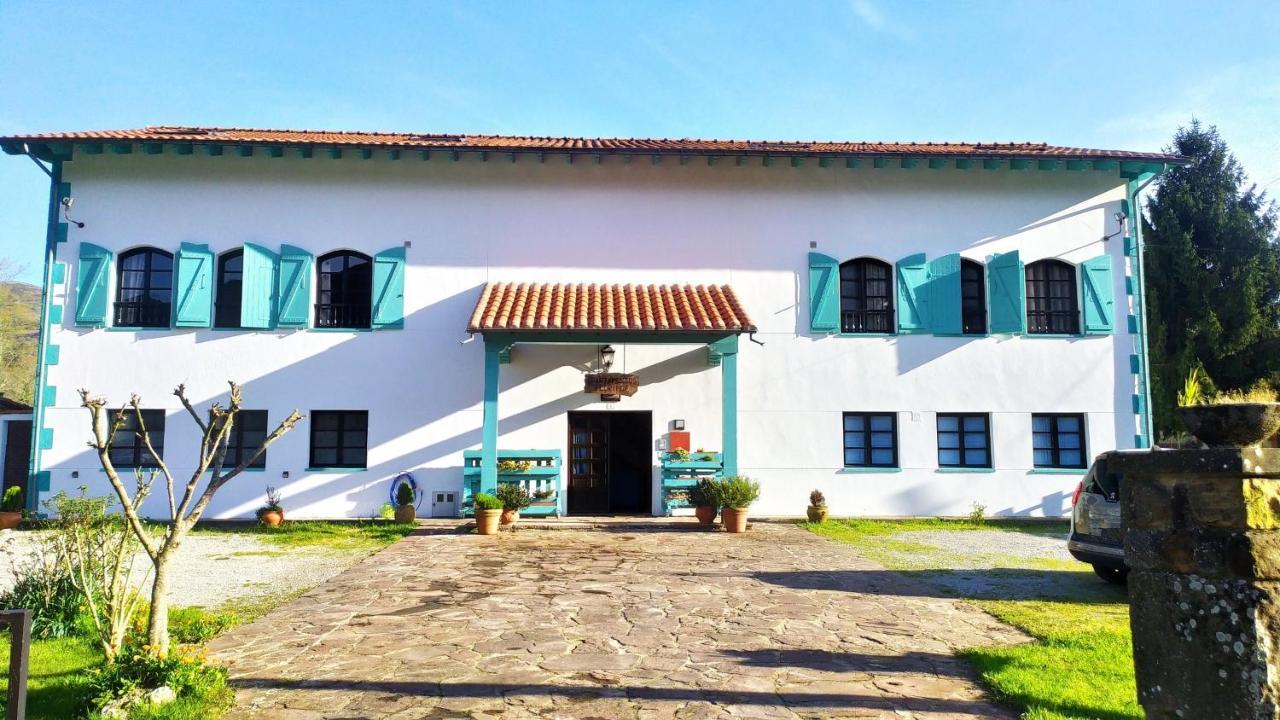 Apartamentos Florinda Ucieda Екстериор снимка